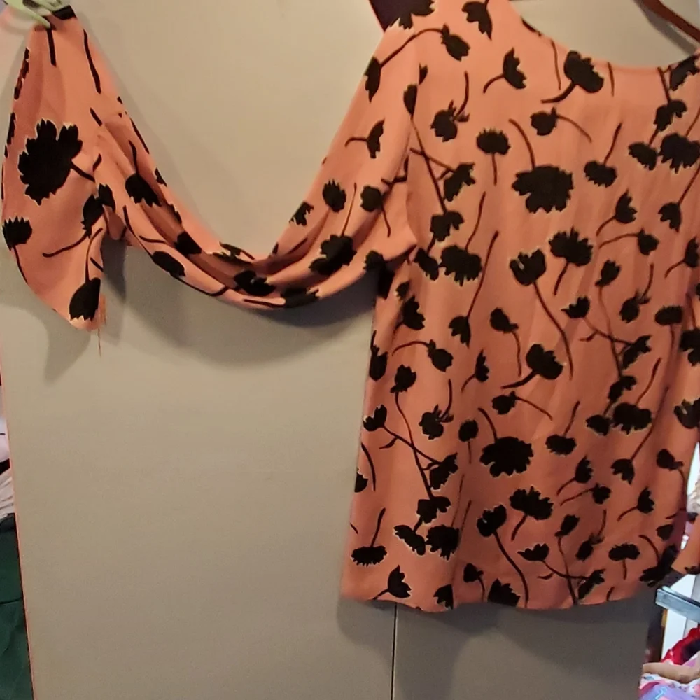 Floral Ruffled Blouse Medium By Loft - Picture 7 of 11
